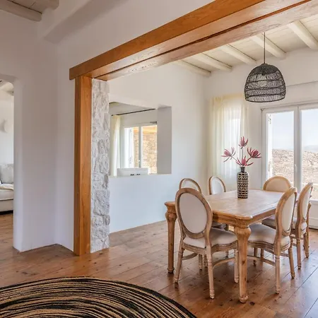 Ryakia Villa, 5 Min Away From Super Paradise Mykonos Town